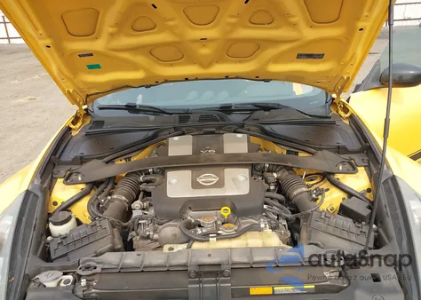 2018 Nissan 370Z z USA, uszkodzony, nr VIN JN1AZ4EH0JM571596